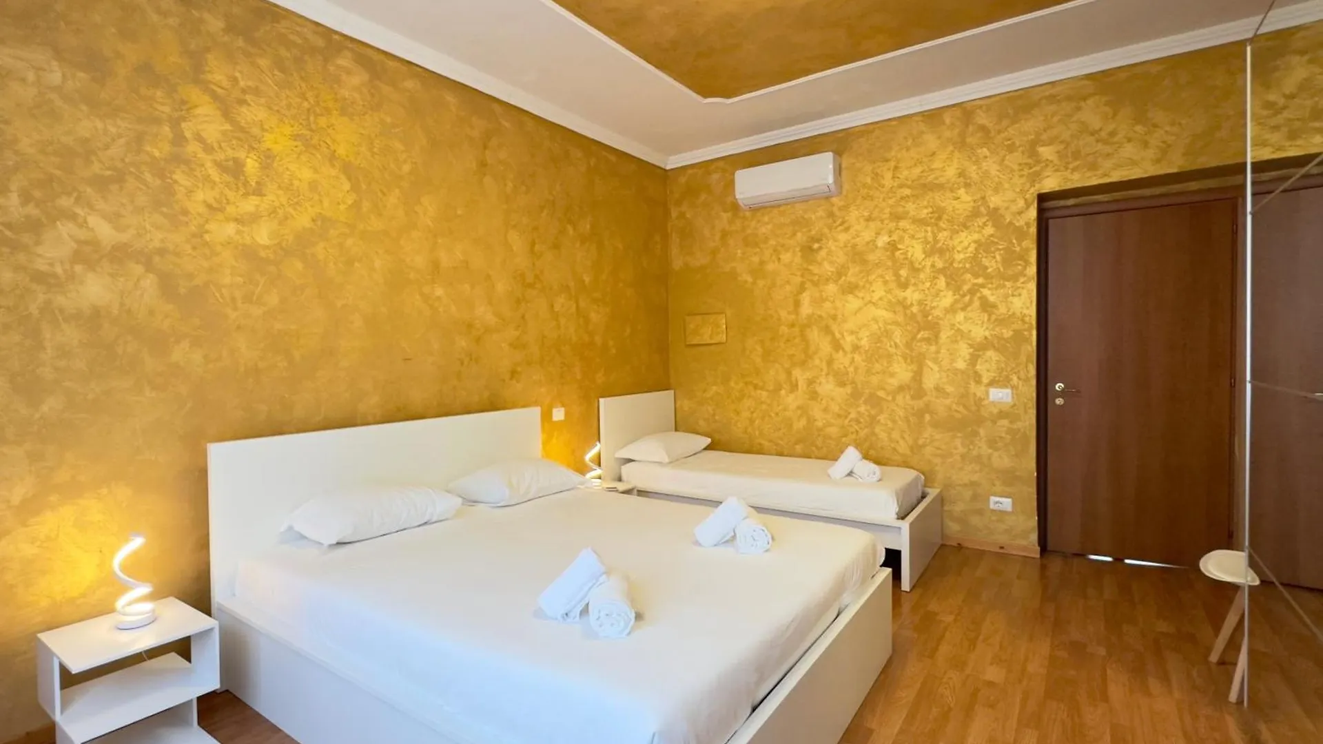 Casa Relax 120 Mq Con Terrazza E Metro Apartment Rome
